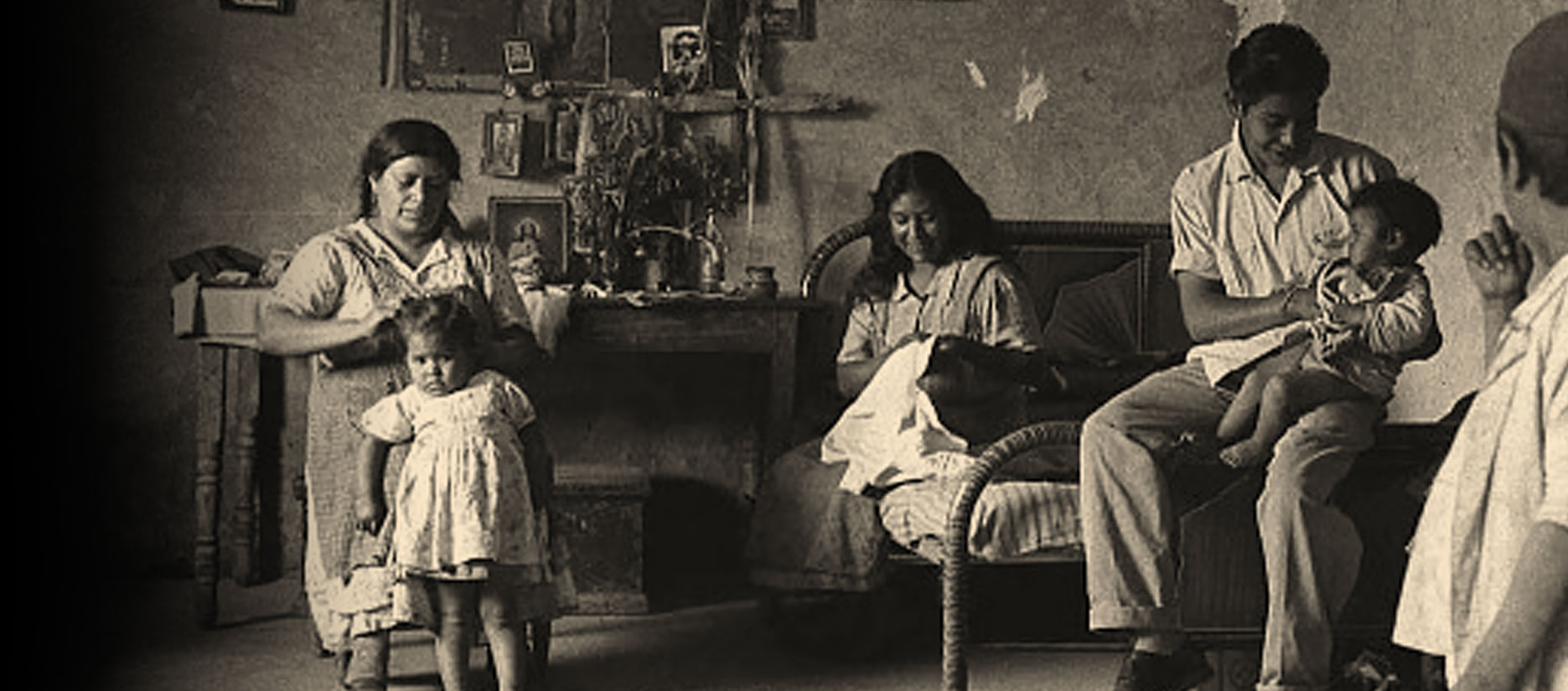 A Bracero family spends time together in their off hours